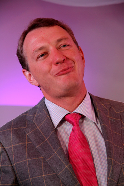 Марат БАШАРОВ. Фото Бориса КУДРЯВОВА