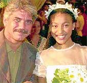 КАДР ИЗ СЕРИАЛА: Жулия с Зангао