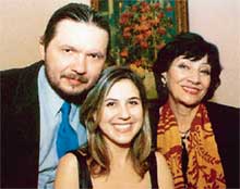 АЛЕКСАНДР БРИГИНЕЦ: со своими друзьями - Анжеликой Рудницкой и Нани Брегвадзе