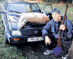 Александр ВАЛУЕВ во время съёмок документального фильма о себе выиграл смертельную схватку у косули