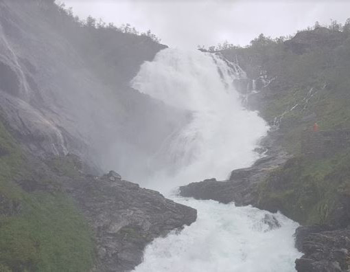 Водопад Кьёсфоссен