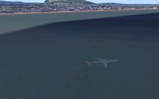 самолет под водой