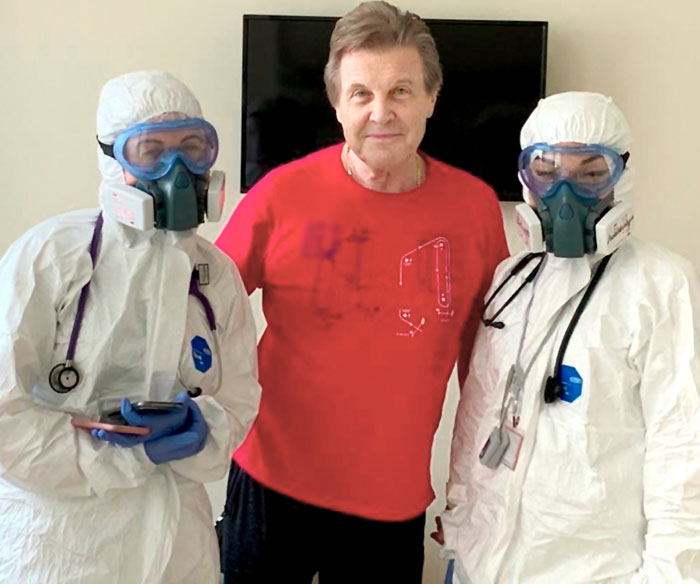 Лев Валерьянович две недели провел в спецбольнице в Коммунарке