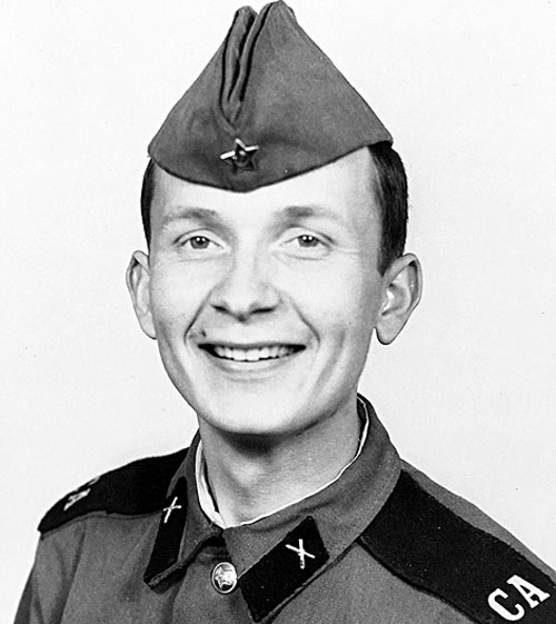 Анатолий Горячев