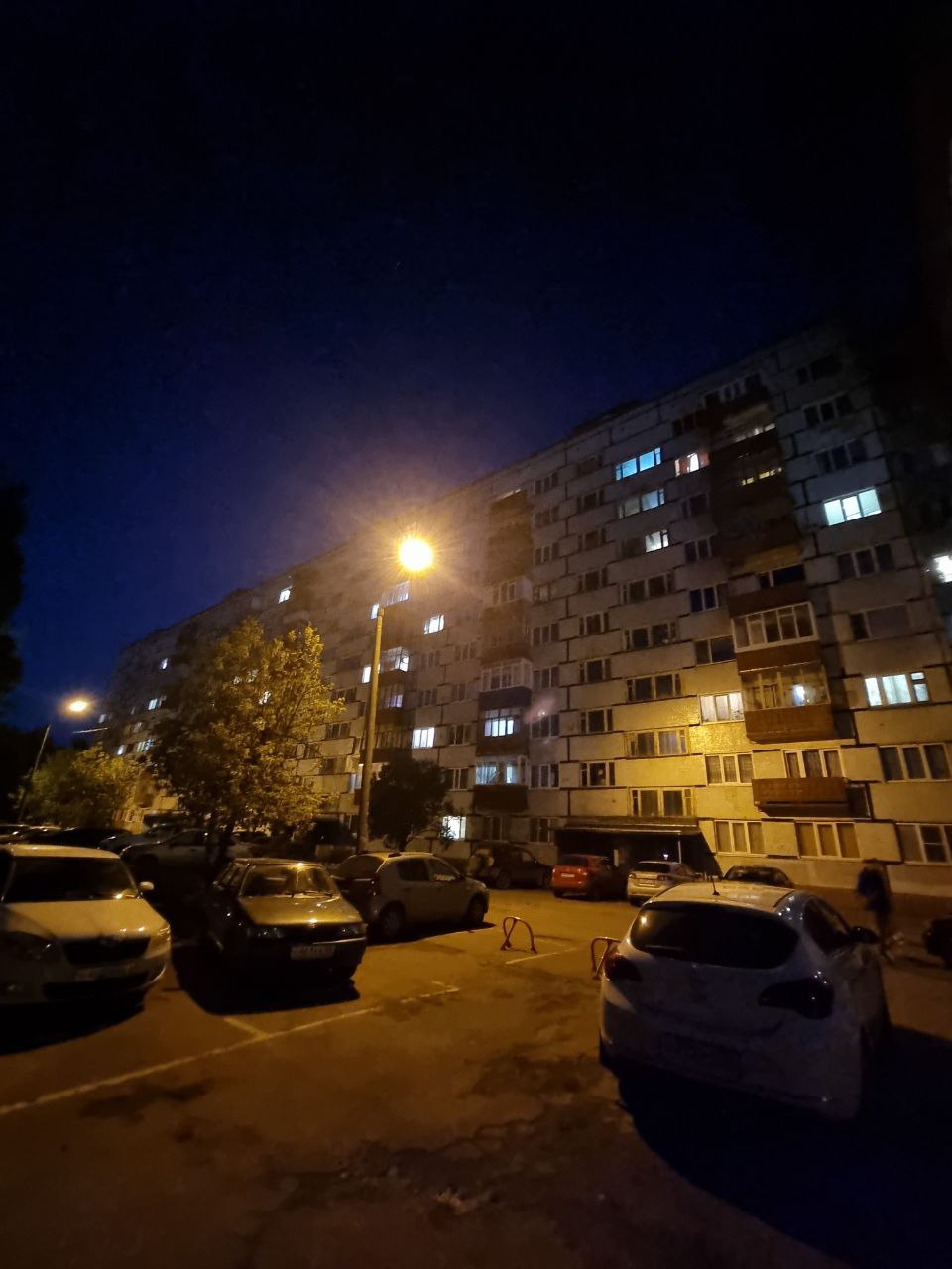 «Здесь я вырос»: теряющий заработки Павел Воля вернулся в родную Пензу