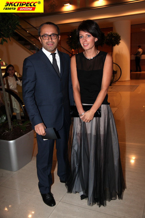 АНДРЕЙ ЗВЯГИНЦЕВ С ЖЕНОЙ