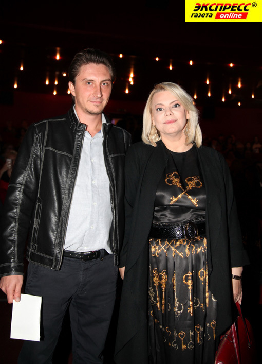 ЯНА ПОПЛАВСКАЯ