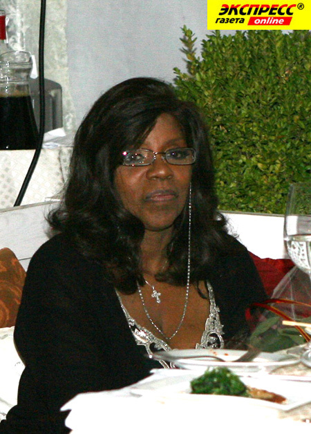 ГЛОРИЯ ГЕЙНОР