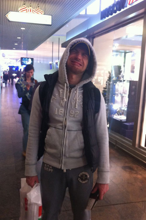 ЛАЗАРЕВ еще в московском аэропорте предчувствовал будущие неприятности