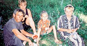 СЕМЕЙНЫЙ ПИКНИК: живя в детском доме, Надя и не мечтала о таком счастье