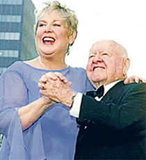 ДЖЕН И МИККИ: вперед, в светлое будущее!