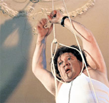 РОМАН МАДЯНОВ: играет руководителя района по фамилии Мудрак