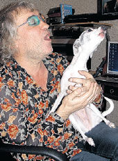 ВОЛОДЯ С «ДОЧКОЙ ЛИЗОЙ»: любят повыть дуэтом