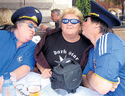 ФАНАТЫ «ЧЕЛСИ»: на следующее утро после матча прятали глаза