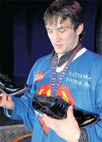 ЗВЕЗДА НХЛ: теперь и Путину не стыдно на глаза показаться