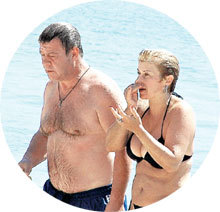 На отдыхе в Израиле год назад лицедей проводил время с пышнотелой дамой