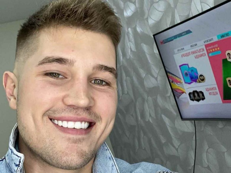 Бывшего любовника Бузовой задержали голым у Мавзолея